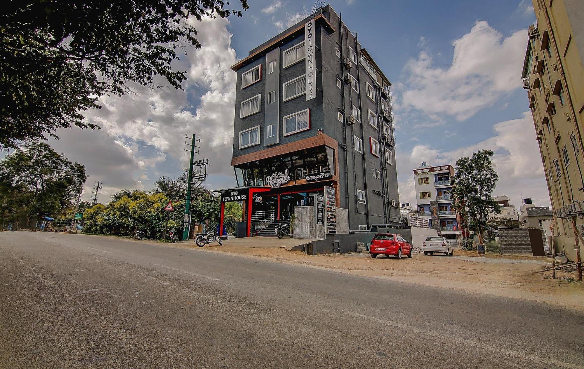 Super Townhouse Global Village Tech Park Near Kengeri Bus Terminal Metro Station Бангалор Экстерьер фото