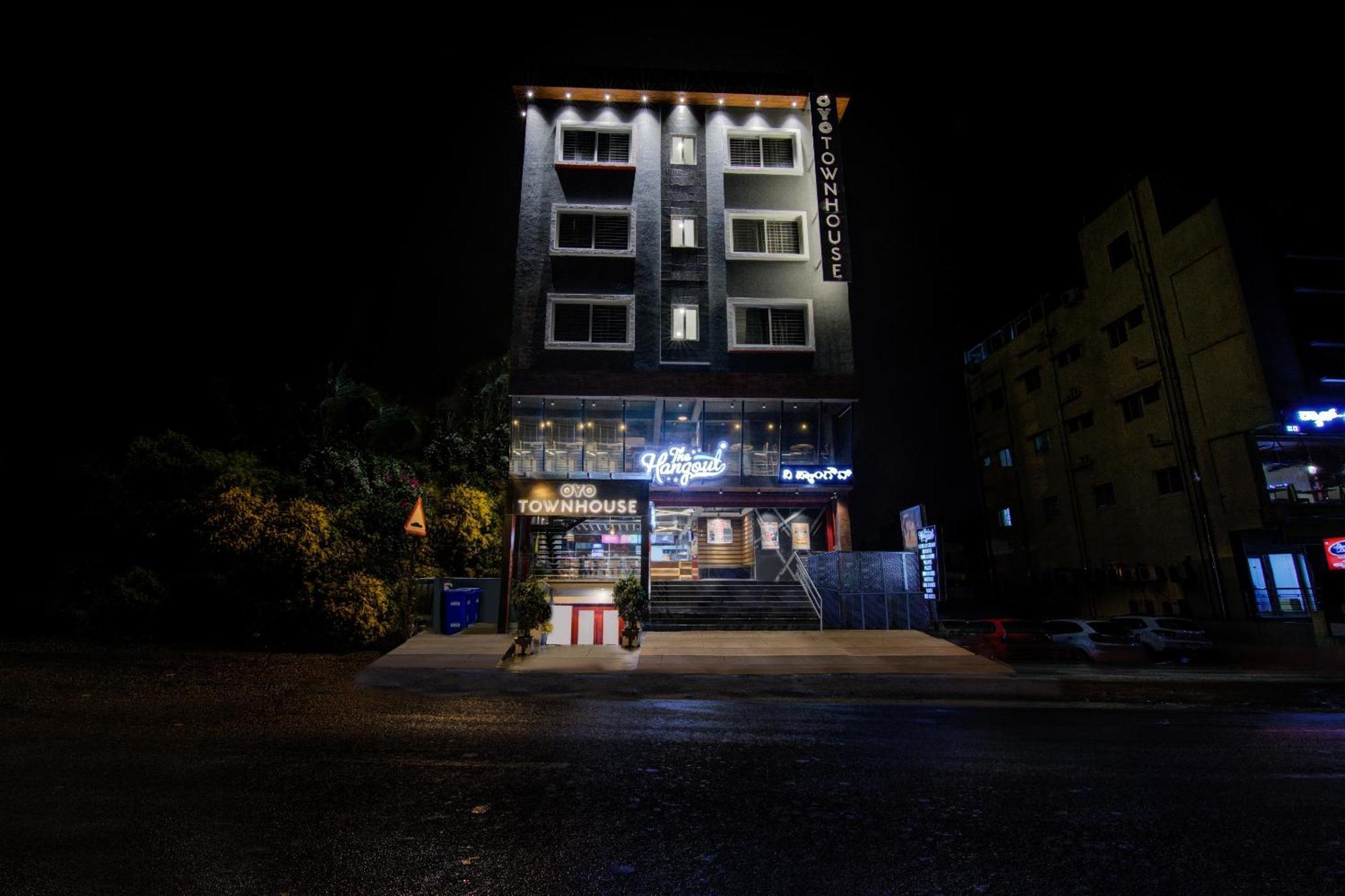 Super Townhouse Global Village Tech Park Near Kengeri Bus Terminal Metro Station Бангалор Экстерьер фото