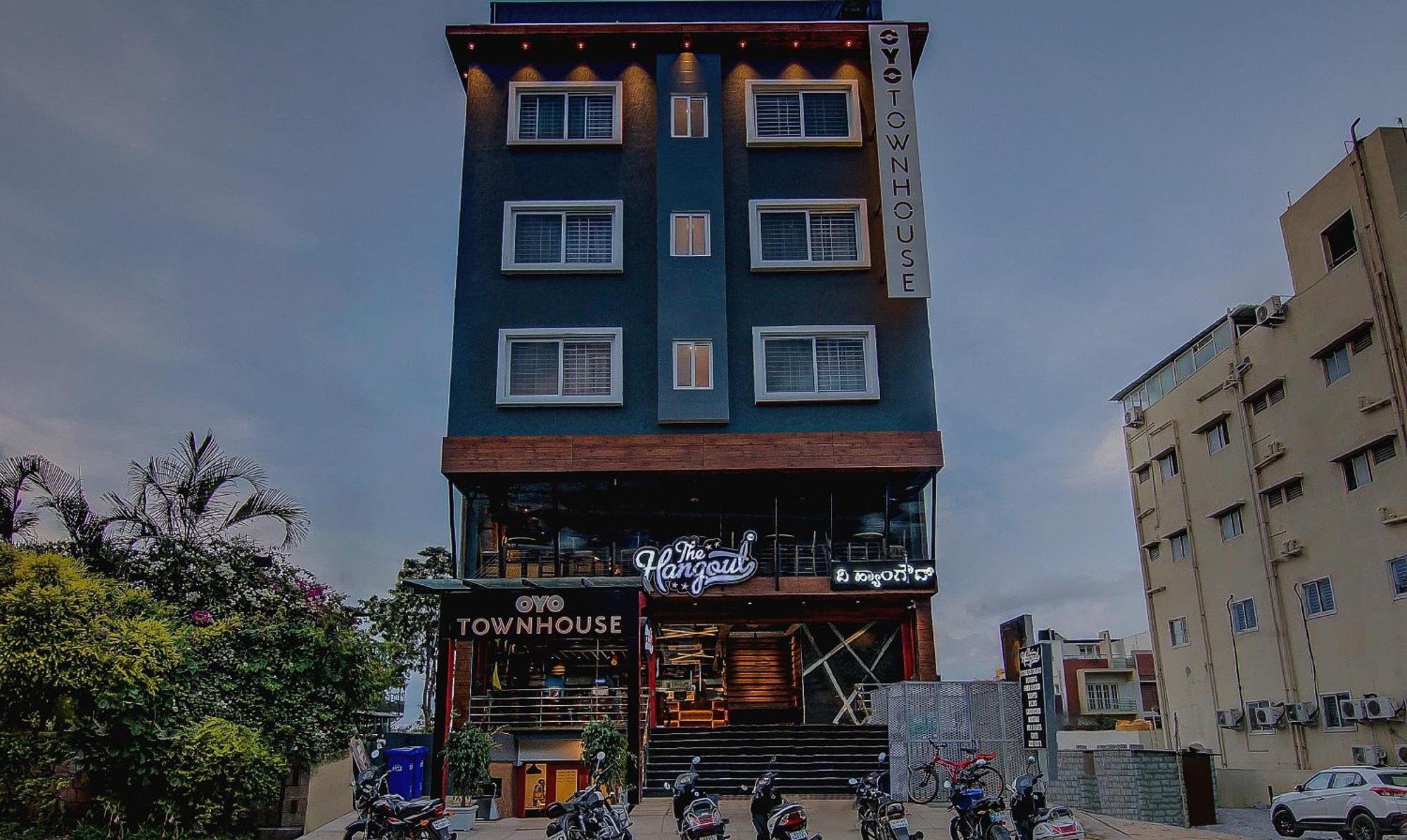 Super Townhouse Global Village Tech Park Near Kengeri Bus Terminal Metro Station Бангалор Экстерьер фото