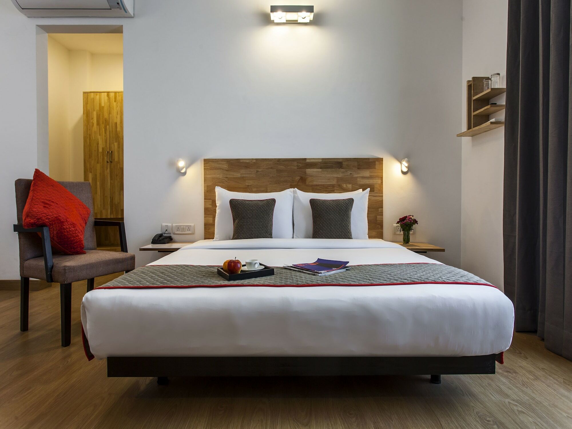 Super Townhouse Global Village Tech Park Near Kengeri Bus Terminal Metro Station Бангалор Экстерьер фото