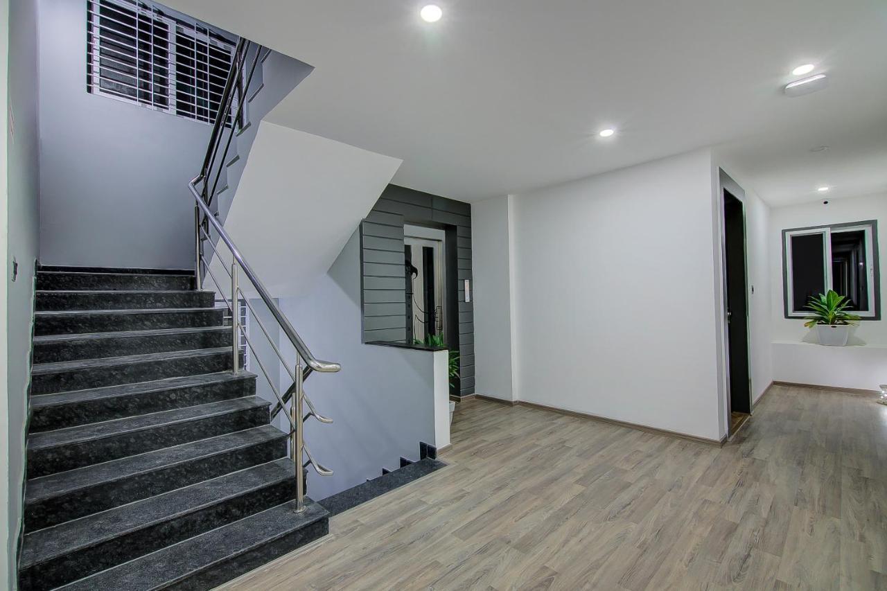 Super Townhouse Global Village Tech Park Near Kengeri Bus Terminal Metro Station Бангалор Экстерьер фото